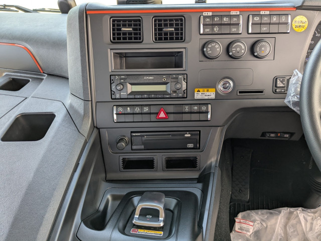 三菱ふそう スーパーグレート 大型 コンテナ専用車 2PG-FV80VY(104406) 27枚目