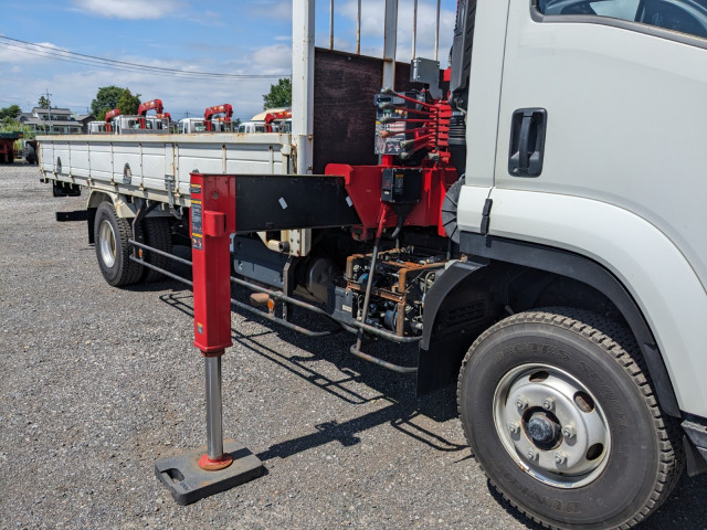 いすゞ フォワード 中型 平ボディ（クレーン付） 2PG-FRR90S1(104408) 24枚目