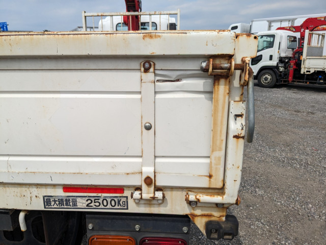 いすゞ フォワード 中型 平ボディ（クレーン付） 2PG-FRR90S1(104409) 7枚目