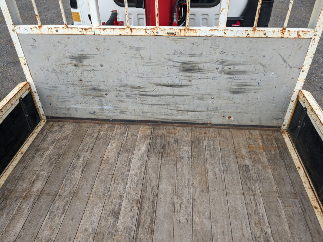 いすゞ フォワード 中型 平ボディ（クレーン付） 2PG-FRR90S1(104409) 12枚目