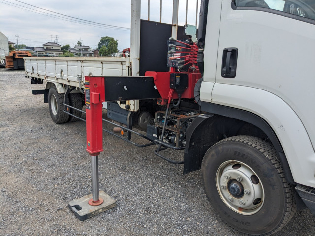 いすゞ フォワード 中型 平ボディ（クレーン付） 2PG-FRR90S1(104409) 23枚目