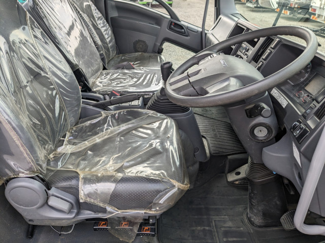 いすゞ フォワード 中型 平ボディ（クレーン付） 2PG-FRR90S1(104409) 26枚目