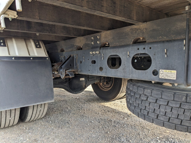 いすゞ フォワード 中型 平ボディ（クレーン付） 2PG-FRR90S1(104412) 16枚目