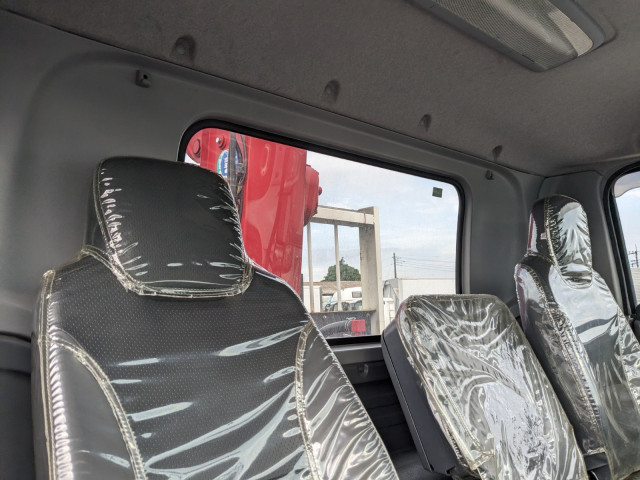 いすゞ フォワード 中型 平ボディ（クレーン付） 2PG-FRR90S1(104412) 37枚目