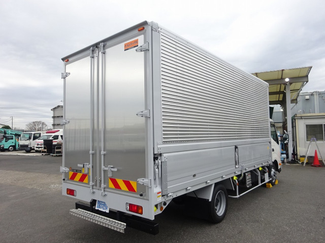 日野 デュトロ 小型 ウィング 2KG-XZU722M(104415) 2枚目