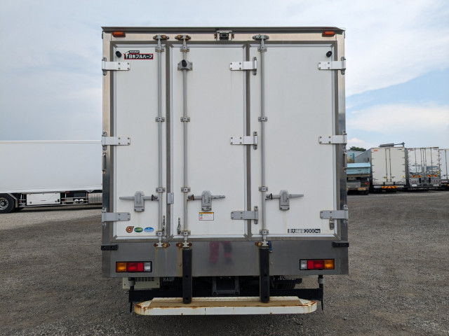 三菱ふそう キャンター 小型 冷蔵冷凍バン TPG-FEB50(104414) 6枚目