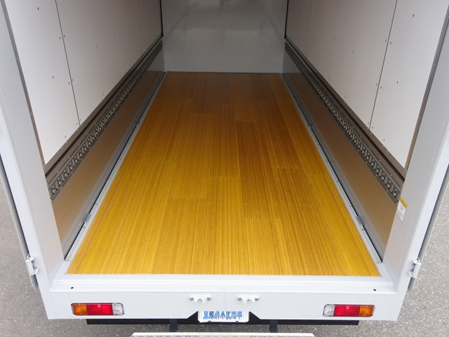 日野 デュトロ 小型 ウィング 2KG-XZU722M(104415) 13枚目