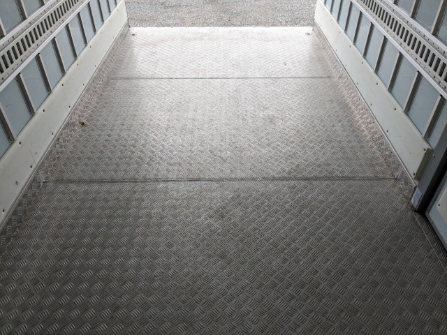 三菱ふそう キャンター 小型 冷蔵冷凍バン TPG-FEB50(104414) 18枚目