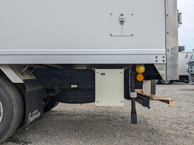 三菱ふそう キャンター 小型 冷蔵冷凍バン TPG-FEB50(104414) 22枚目