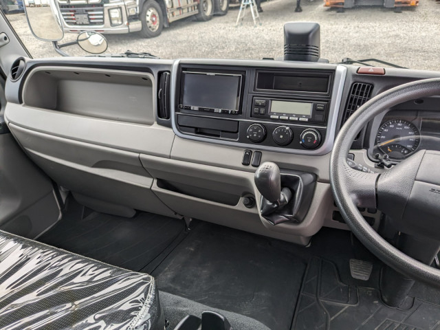 三菱ふそう キャンター 小型 冷蔵冷凍バン TPG-FEB50(104414) 37枚目