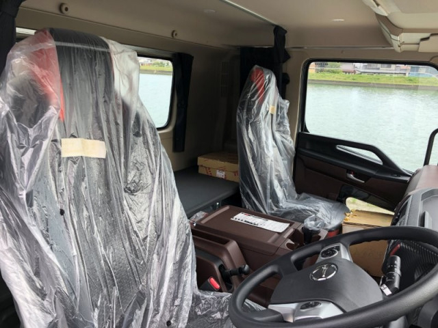 日野 レンジャー 増トン 平ボディ（クレーン付） 2KG-FE2ACA(104416) 6枚目