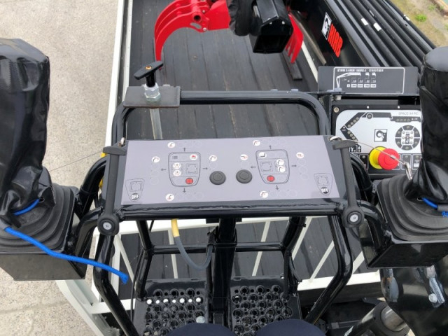 日野 レンジャー 増トン 平ボディ（クレーン付） 2KG-FE2ACA(104416) 17枚目