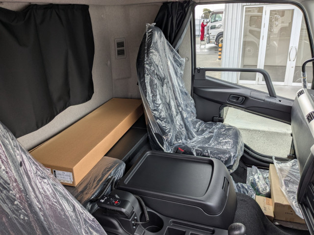 三菱ふそう ファイター 中型 ウィング 2KG-FK65F(104417) 27枚目