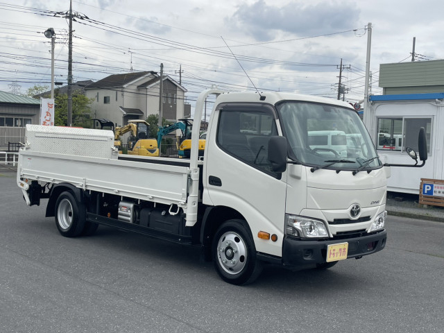 トヨタ ダイナ 小型 平ボディ 2KG-XZU655(104418) 3枚目