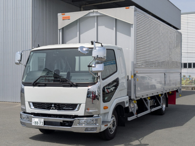 三菱ふそう スーパーグレート 中型 ウィング 2KG-FK65F(104419) 1枚目