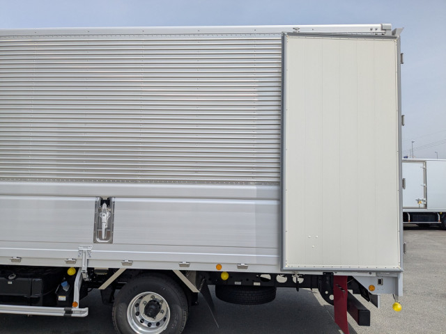 三菱ふそう スーパーグレート 中型 ウィング 2KG-FK65F(104419) 9枚目