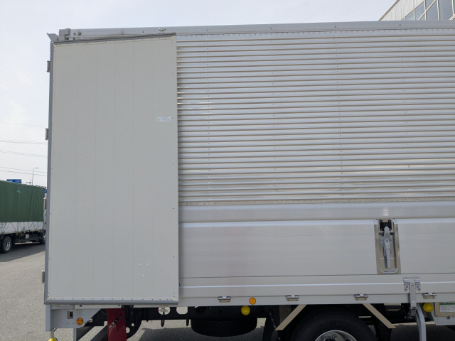 三菱ふそう スーパーグレート 中型 ウィング 2KG-FK65F(104419) 13枚目