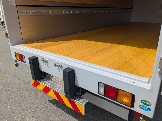 三菱ふそう スーパーグレート 中型 ウィング 2KG-FK65F(104419) 17枚目