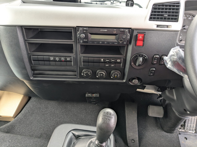 三菱ふそう スーパーグレート 中型 ウィング 2KG-FK65F(104419) 28枚目