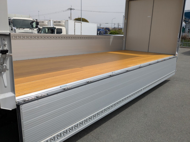 三菱ふそう スーパーグレート 中型 ウィング 2KG-FK65F(104419) 32枚目