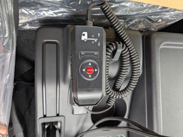 三菱ふそう スーパーグレート 中型 ウィング 2KG-FK65F(104419) 37枚目