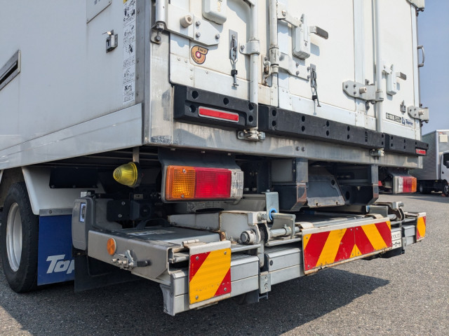 日野 デュトロ 小型 冷蔵冷凍バン TPG-XZU712M(104421) 7枚目