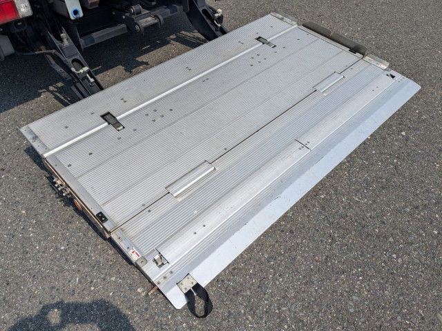 日野 デュトロ 小型 冷蔵冷凍バン TPG-XZU712M(104421) 10枚目