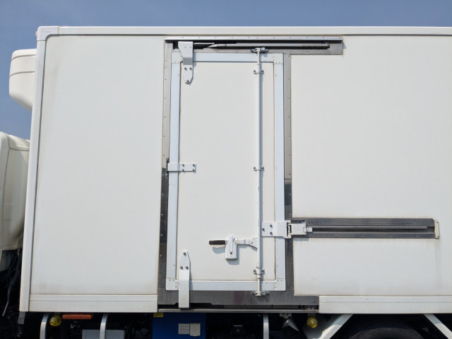 日野 デュトロ 小型 冷蔵冷凍バン TPG-XZU712M(104421) 27枚目