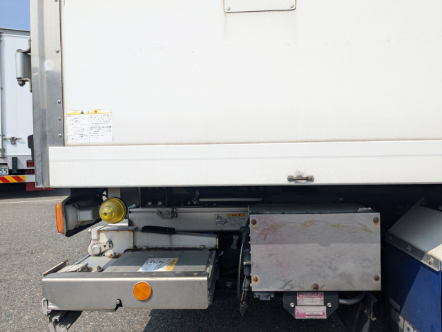 日野 デュトロ 小型 冷蔵冷凍バン TPG-XZU712M(104421) 31枚目