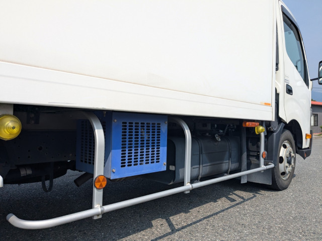日野 デュトロ 小型 冷蔵冷凍バン TPG-XZU712M(104421) 34枚目