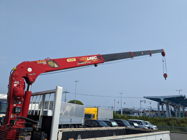 いすゞ フォワード 中型 平ボディ（クレーン付） 2PG-FRR90S1(104422) 31枚目