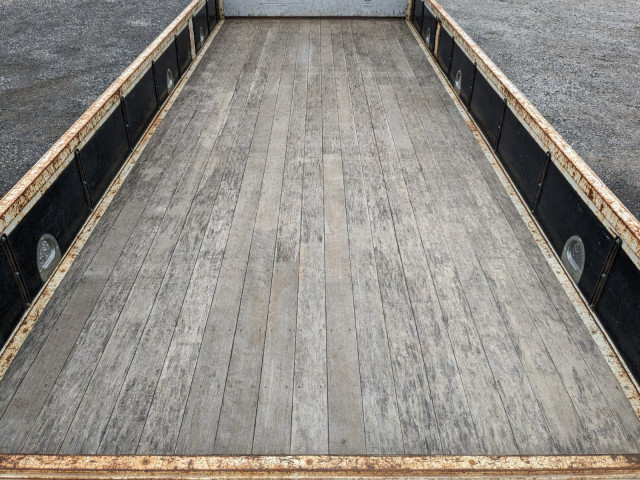 いすゞ フォワード 中型 平ボディ（クレーン付） 2PG-FRR90S1(104423) 10枚目