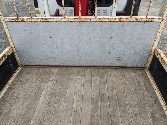 いすゞ フォワード 中型 平ボディ（クレーン付） 2PG-FRR90S1(104423) 11枚目