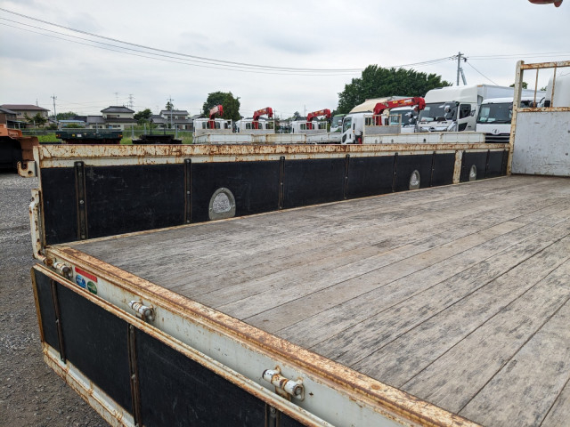 いすゞ フォワード 中型 平ボディ（クレーン付） 2PG-FRR90S1(104423) 15枚目