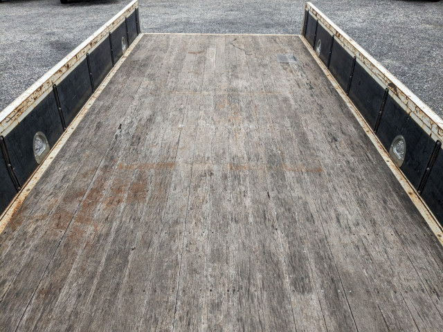 いすゞ フォワード 中型 平ボディ（クレーン付） 2PG-FRR90S1(104424) 13枚目