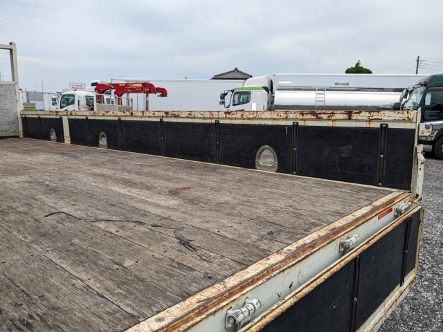 いすゞ フォワード 中型 平ボディ（クレーン付） 2PG-FRR90S1(104424) 14枚目