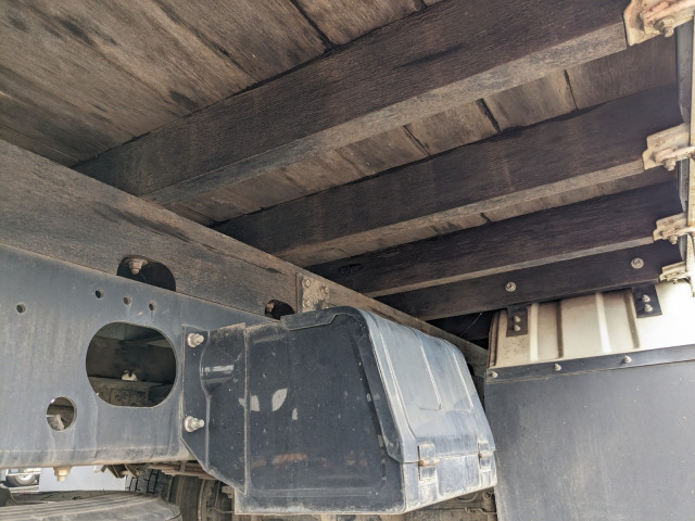 いすゞ フォワード 中型 平ボディ（クレーン付） 2PG-FRR90S1(104424) 20枚目