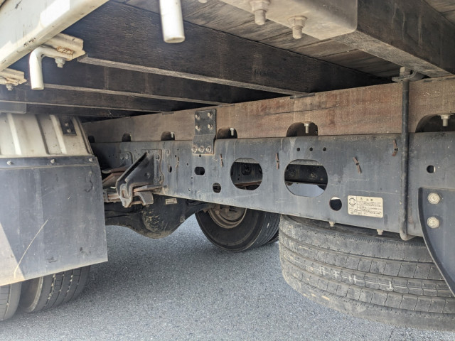 いすゞ フォワード 中型 平ボディ（クレーン付） 2PG-FRR90S1(104425) 10枚目