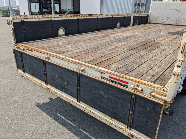 いすゞ フォワード 中型 平ボディ（クレーン付） 2PG-FRR90S1(104426) 14枚目