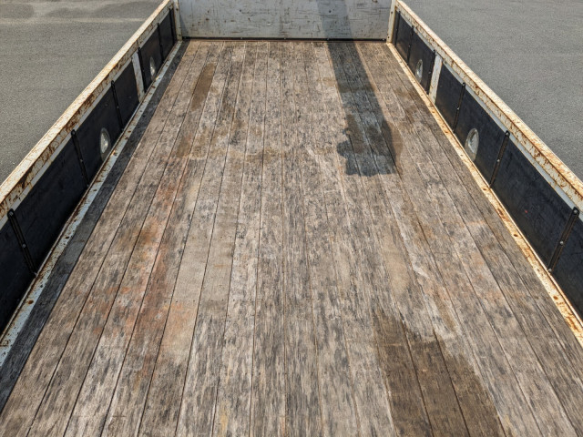 いすゞ フォワード 中型 平ボディ（クレーン付） 2PG-FRR90S1(104426) 15枚目