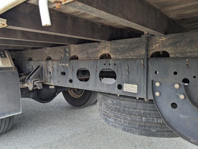 いすゞ フォワード 中型 平ボディ（クレーン付） 2PG-FRR90S1(104427) 9枚目