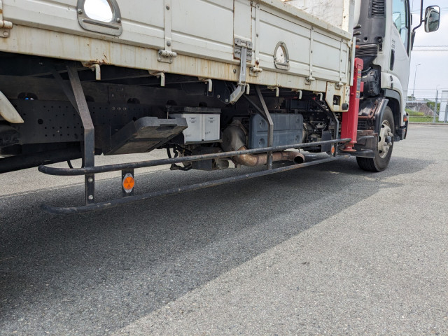 いすゞ フォワード 中型 平ボディ（クレーン付） 2PG-FRR90S1(104427) 13枚目