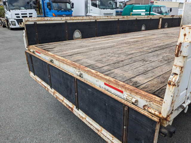 いすゞ フォワード 中型 平ボディ（クレーン付） 2PG-FRR90S1(104427) 14枚目