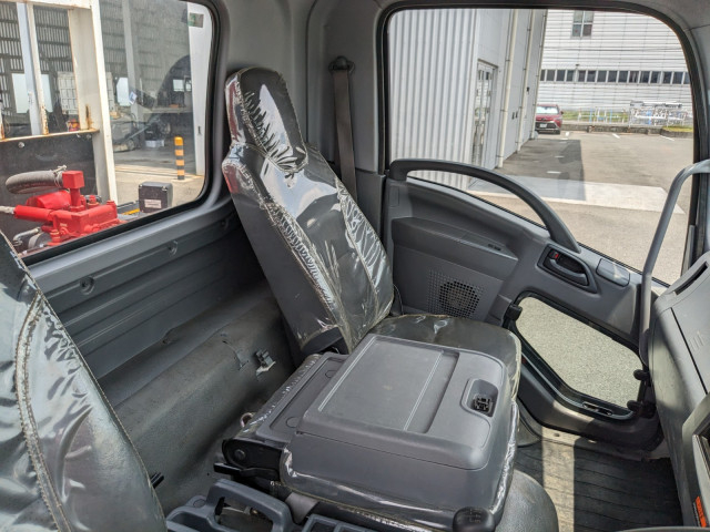 いすゞ フォワード 中型 平ボディ（クレーン付） 2PG-FRR90S1(104427) 27枚目