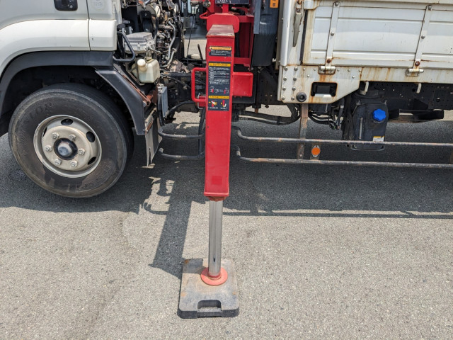 いすゞ フォワード 中型 平ボディ（クレーン付） 2PG-FRR90S1(104427) 31枚目