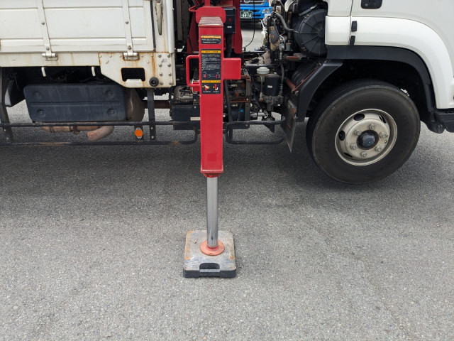 いすゞ フォワード 中型 平ボディ（クレーン付） 2PG-FRR90S1(104427) 32枚目