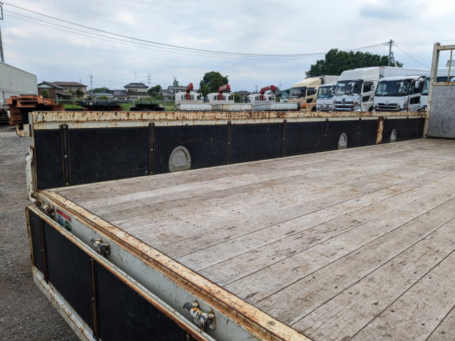 いすゞ フォワード 中型 平ボディ（クレーン付） 2PG-FRR90S1(104428) 15枚目