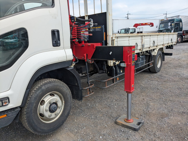 いすゞ フォワード 中型 平ボディ（クレーン付） 2PG-FRR90S1(104428) 32枚目