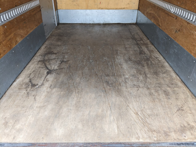 いすゞ エルフ 小型 バン TKG-NKS85AN(104430) 11枚目