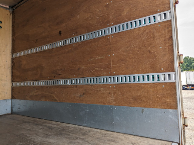 いすゞ エルフ 小型 バン TKG-NKS85AN(104430) 19枚目